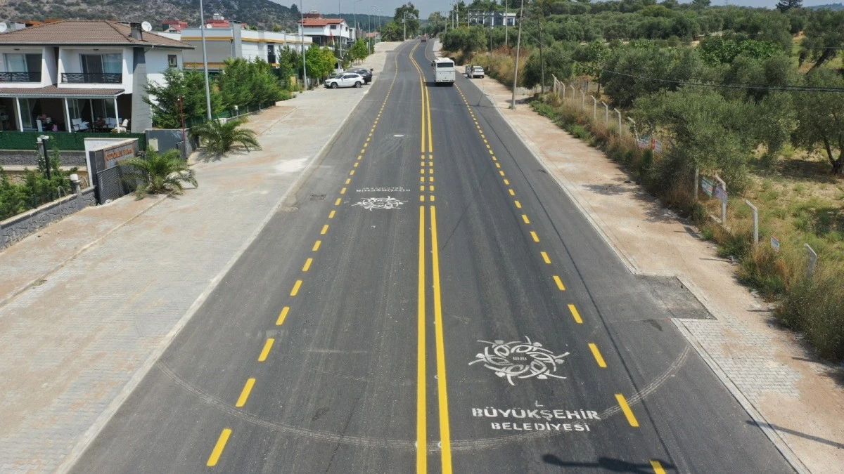 Aydın Büyükşehir Belediyesi Ahmet Pınarı Caddesi'ni yeniledi