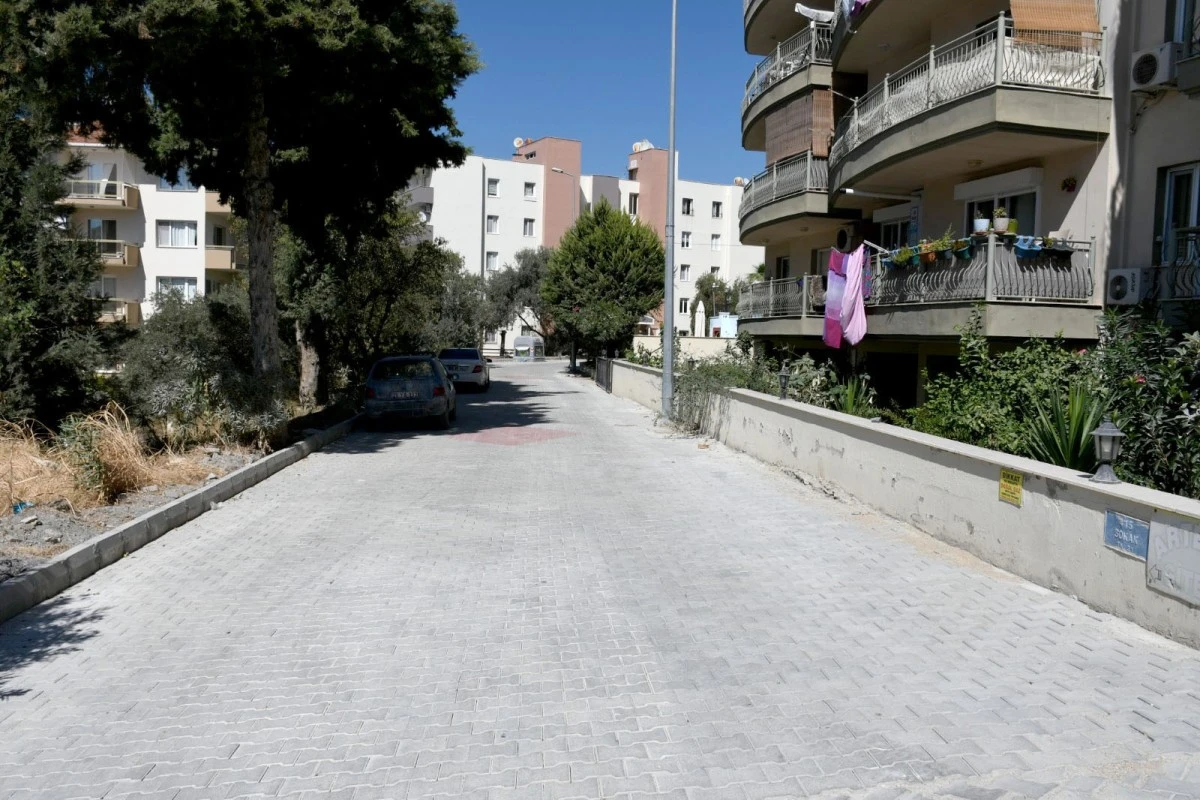 Ege Mahallesi yeni yollarına kavuşuyor