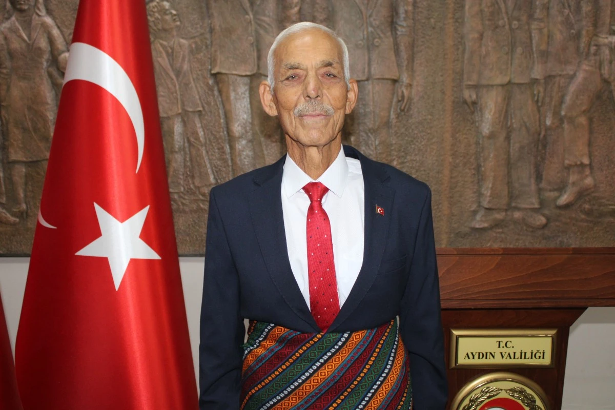 Aydın’da 55 yıllık taksi şoförü yılın ahisi seçildi