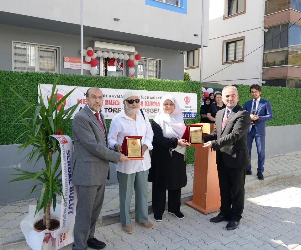 Kuşadası Müftülüğü Melahat Bilici 4-6 Yaş Kur'an Kursu dualarla açıldı