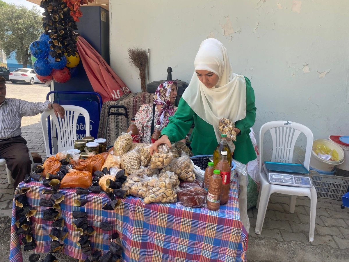 Nazilli’nin yöresel ürünleri turistlerin ilgi odağı oldu