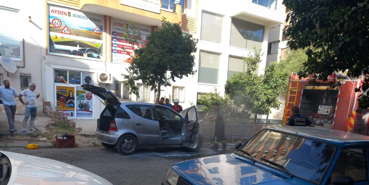 Efeler’de araç yangını