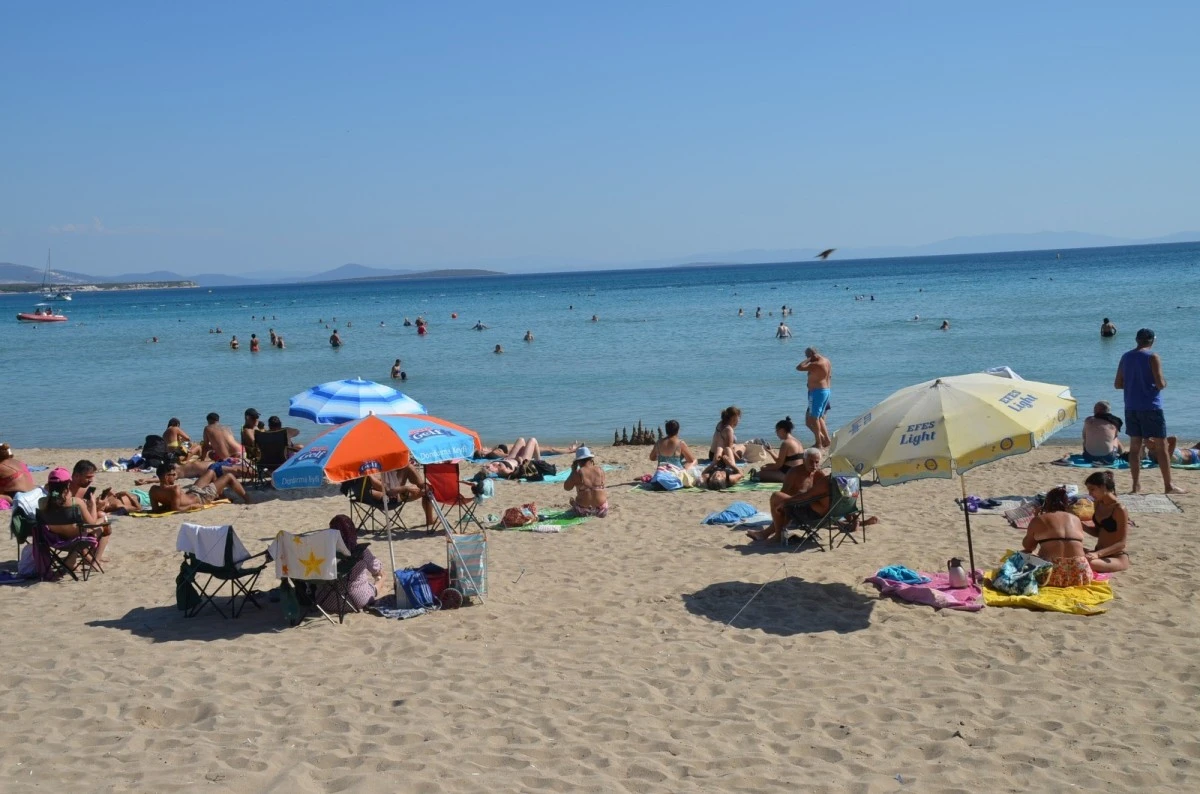 Didim’de Ekim ayında deniz keyfi sürüyor