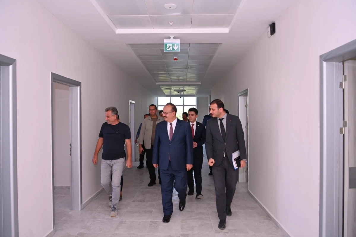 Aydın Valisi Karacasu'daki çalışmaları yerinde inceledi