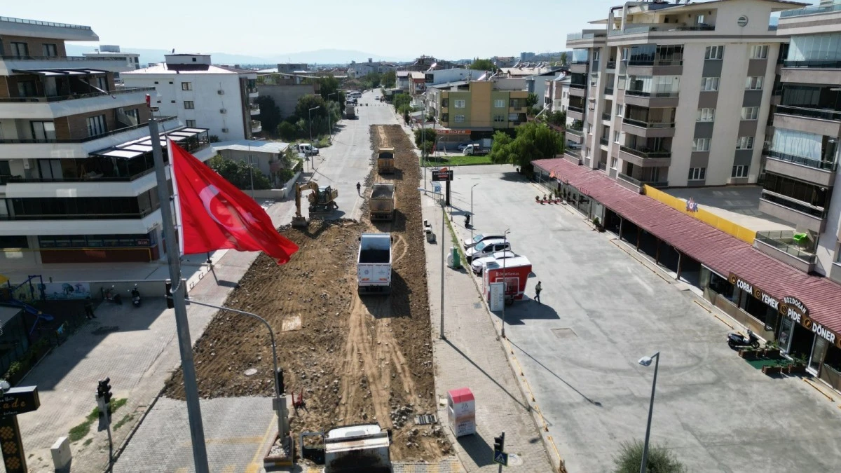 Nazilli'de Büyükşehir'in yol çalışması vatandaşları memnun ediyor