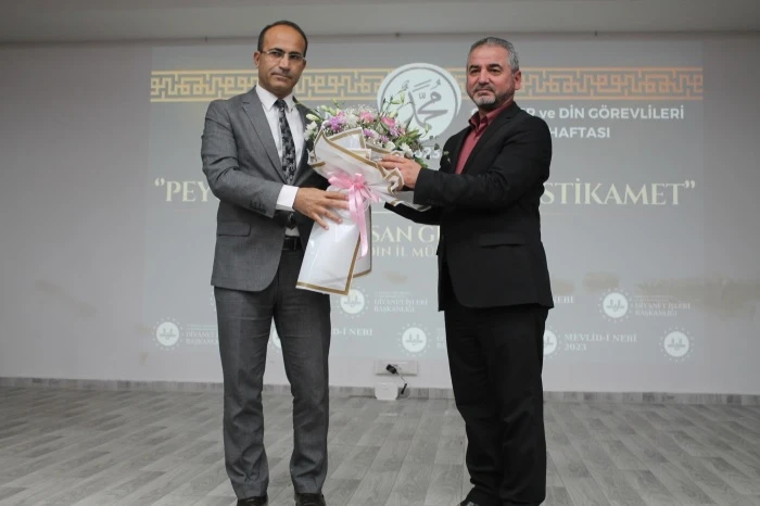 Koçarlı'da Mevlid-i Nebi Konferansı düzenlendi