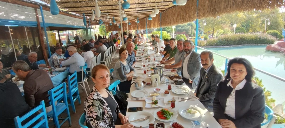 Söke, Kuşadası ve Didim'in yılın ahisi esnaflarına ödülleri verildi