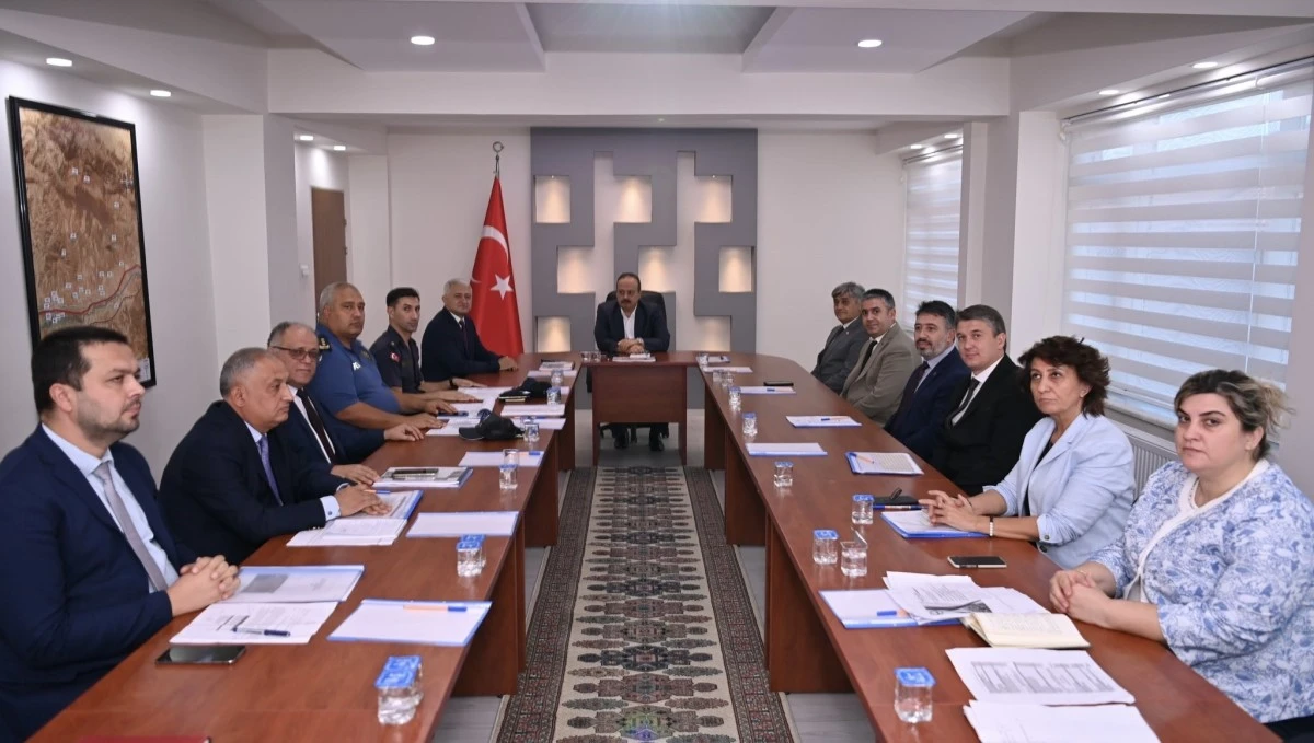 Vali Canbolat Aydın-Denizli otoyolunda incelemelerde bulundu