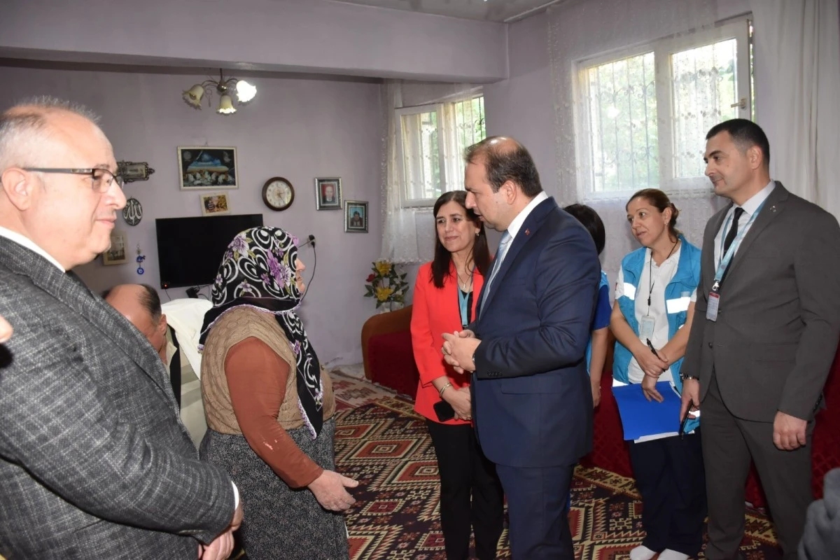 Aydın İl Sağlık Müdürü Şenkul hasta ziyaretlerini sürdürüyor