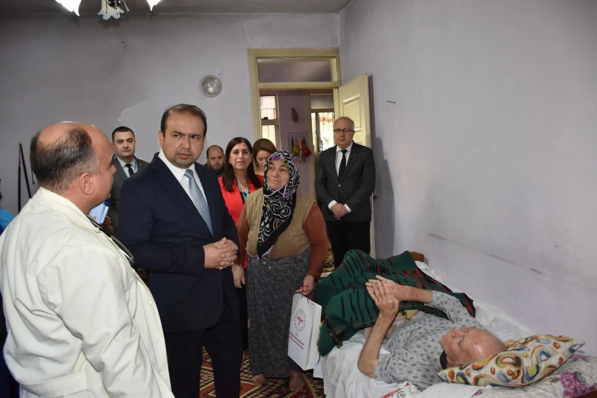 Aydın İl Sağlık Müdürü Şenkul hasta ziyaretlerini sürdürüyor