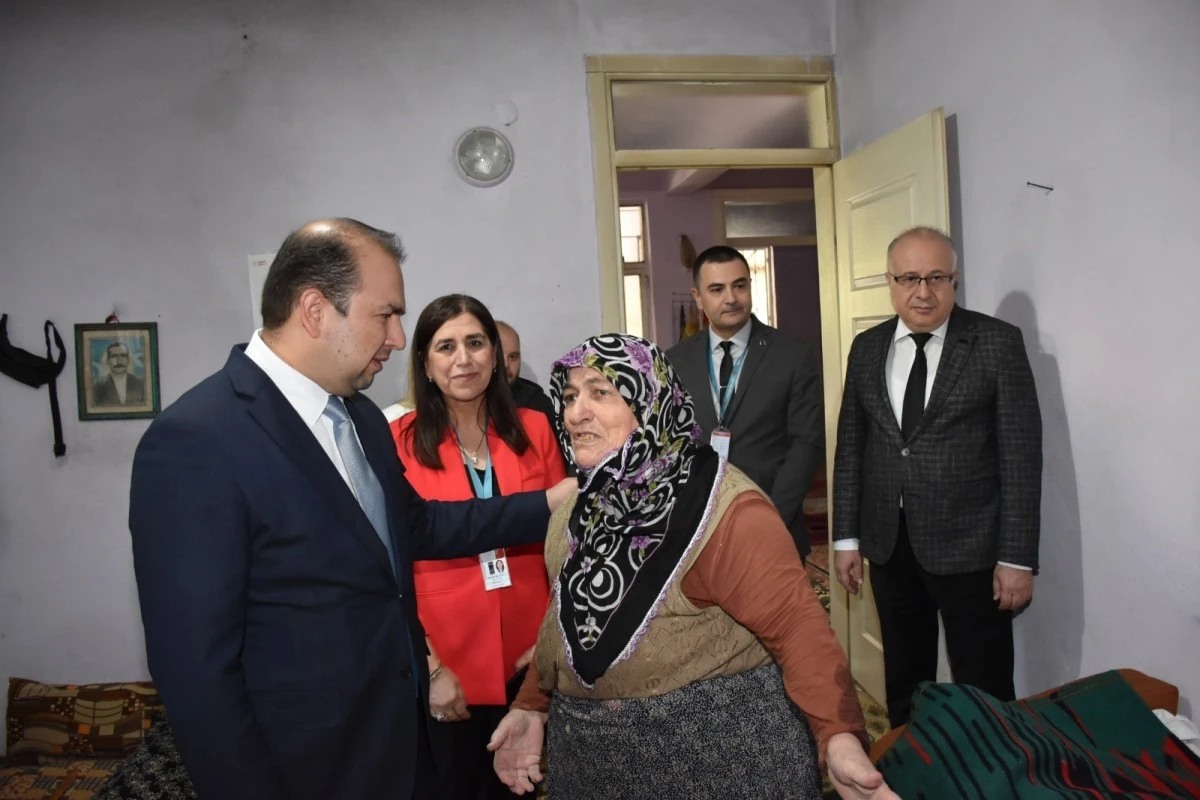 Aydın İl Sağlık Müdürü Şenkul hasta ziyaretlerini sürdürüyor
