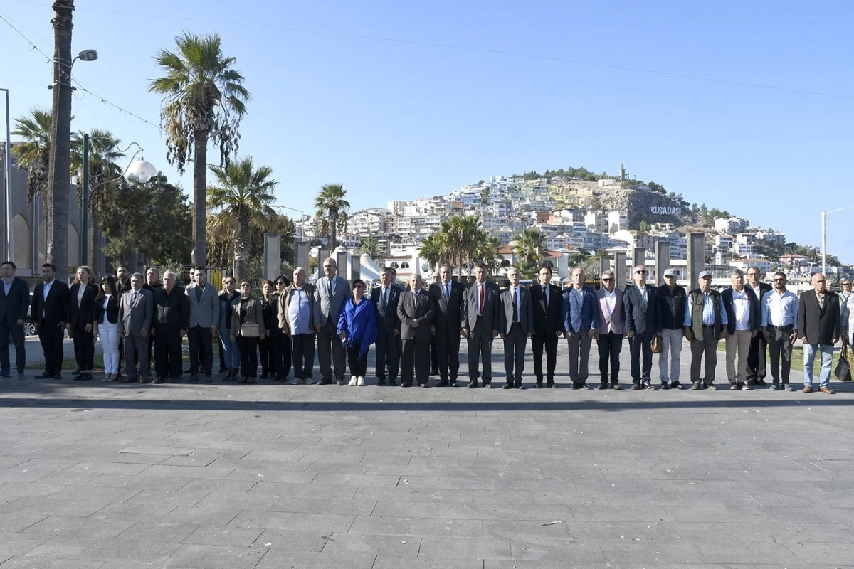 Kuşadası’nda Muhtarlar Günü için tören düzenlendi