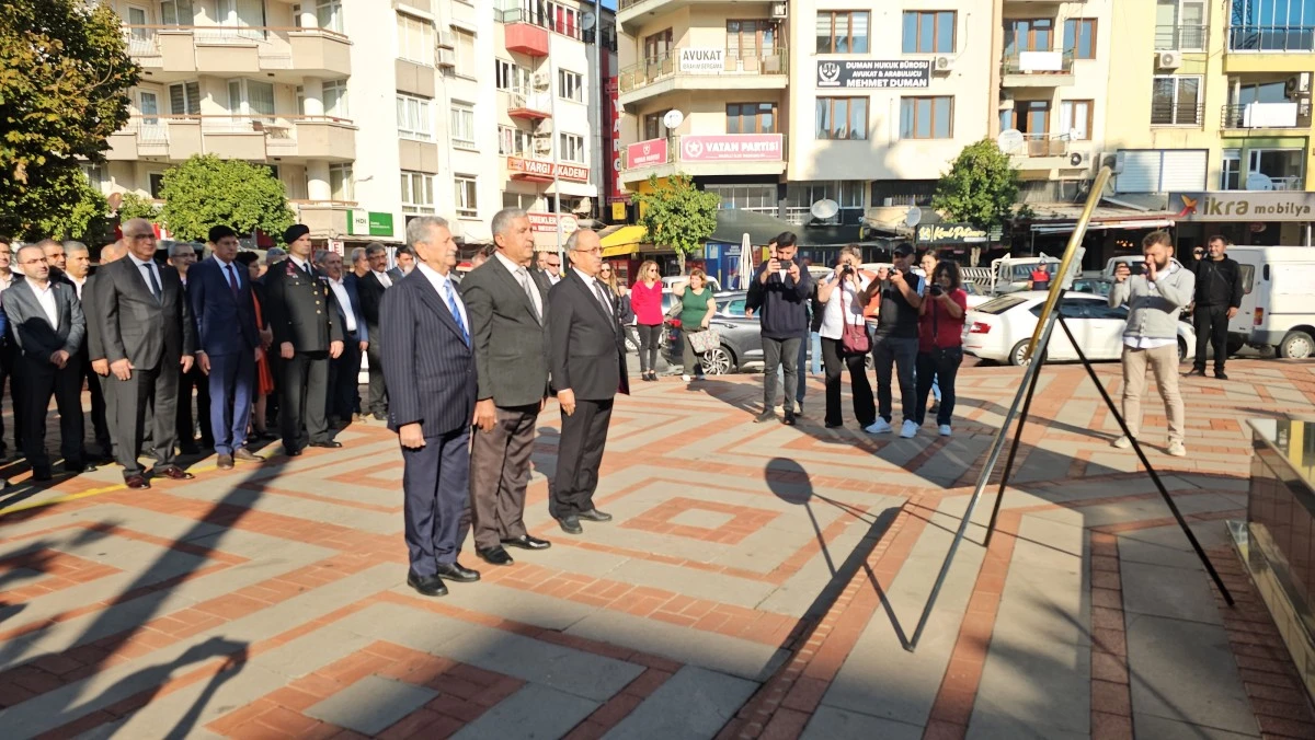 İlk kadın muhtar Gül Esin mezarı başında anıldı