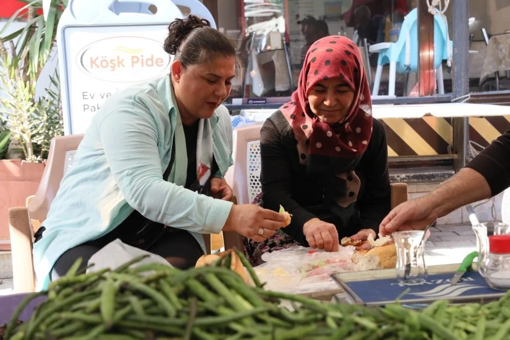 Başkan Çerçioğlu Köşk pazarını ziyaret etti