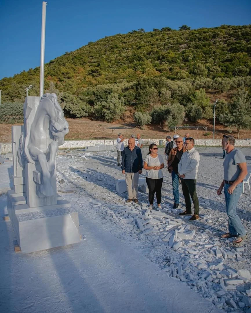Kuşadası Belediyesi, Cumhuriyet'in 100. yılına özel sergiyi sanatseverlerle buluşturacak