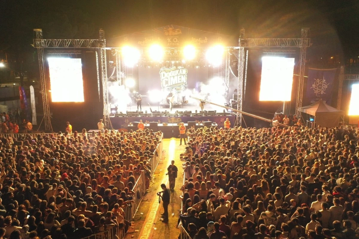 Aydınfest büyük bir coşkuyla başladı