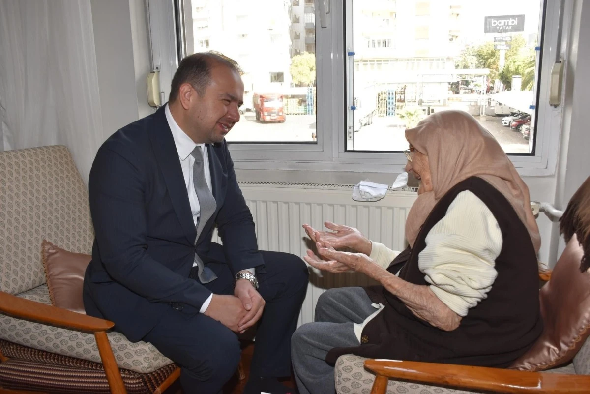İl Sağlık Müdürü Şenkul, yaşlı çınarları unutmadı