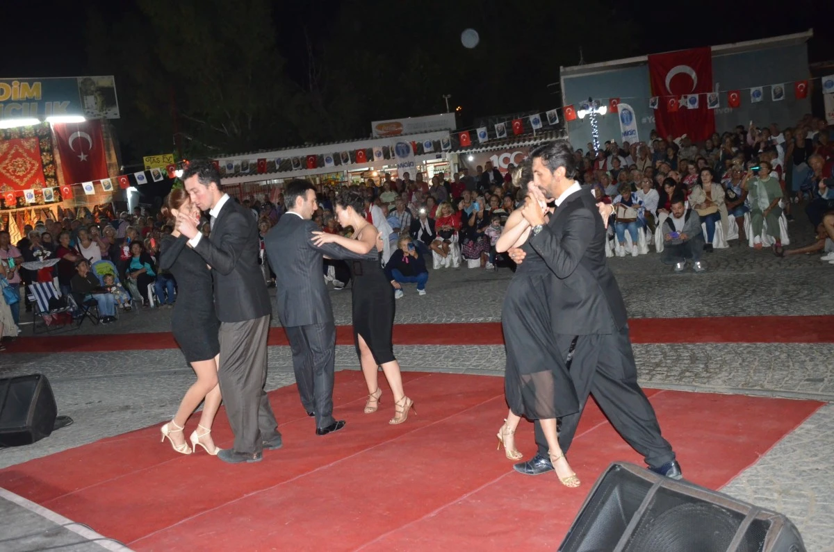 Didim'de Atatürk’ün sevdiği şarkılar seslendirildi