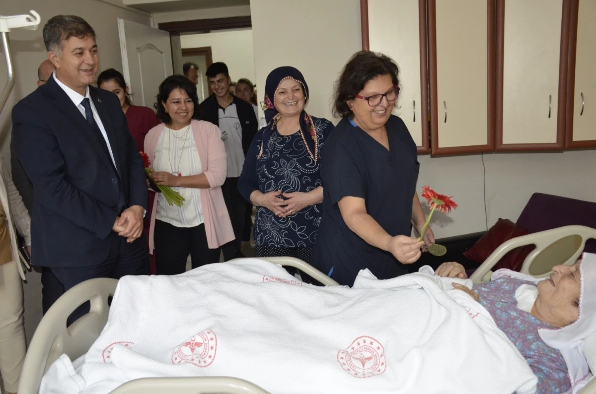 Aydın Atatürk Devlet Hastanesi'nde 'Hasta Hakları Günü' kutlandı