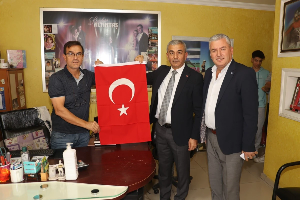 Başkan Kaplan’dan Koçarlı’ya bayrak çağrısı