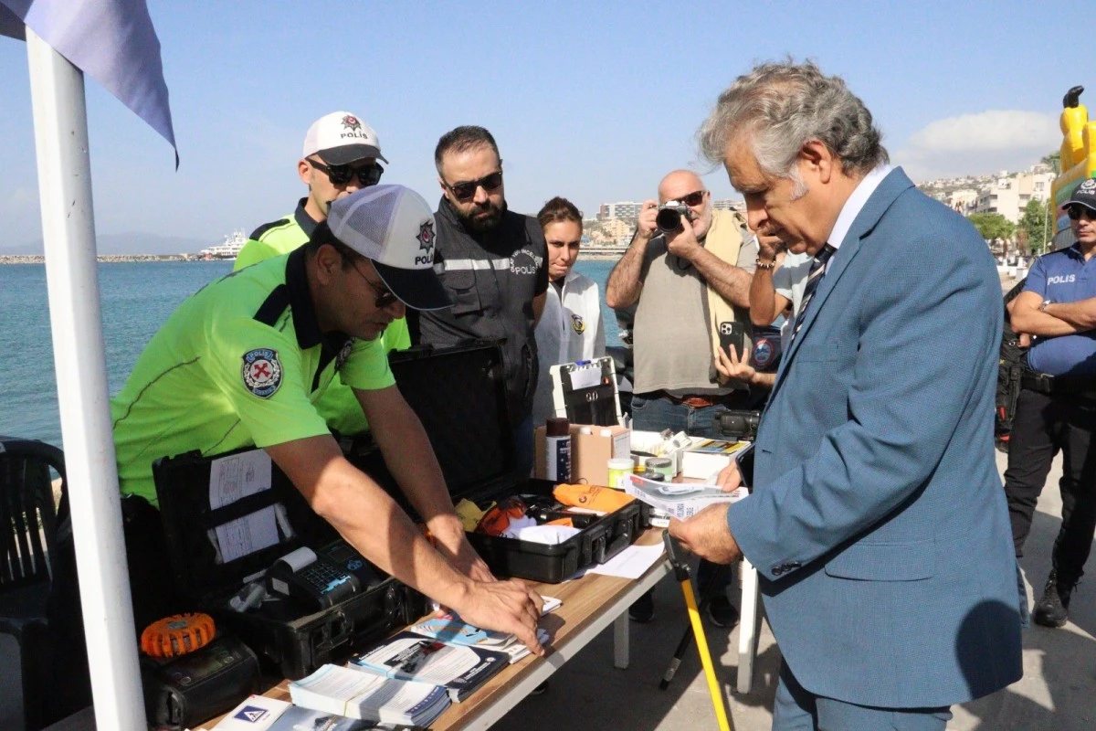 Kuşadası emniyetinden 100. yıla özel sergi