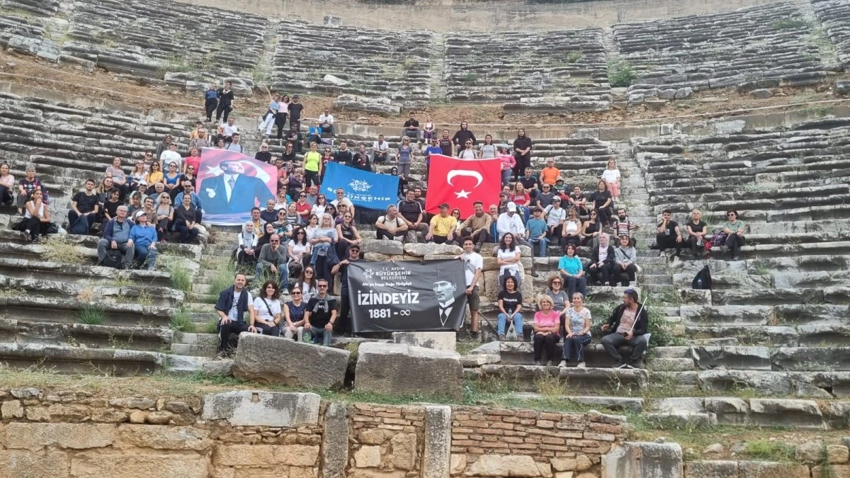 Sporcular Aydın Büyükşehir Belediyesi'nin düzenlediği yürüyüş etkinliğinde buluştu