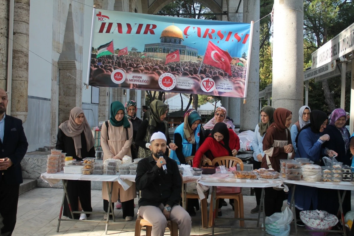 Aydın’da Filistin için hayır çarşısı açıldı