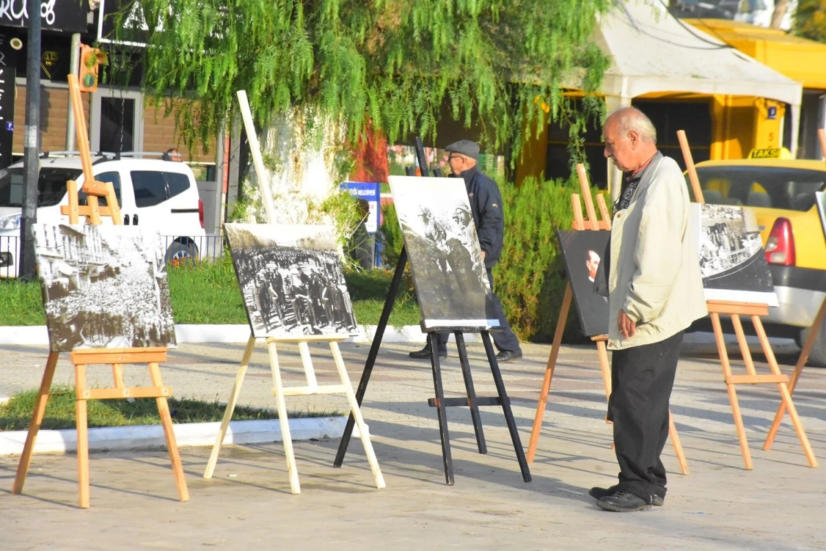 İncirliova’da, Atatürk fotoğraflarla anıldı
