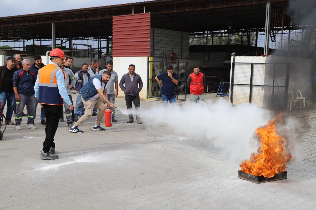 Nazilli Belediyesi personellerine Acil Durum Eğitimi verildi