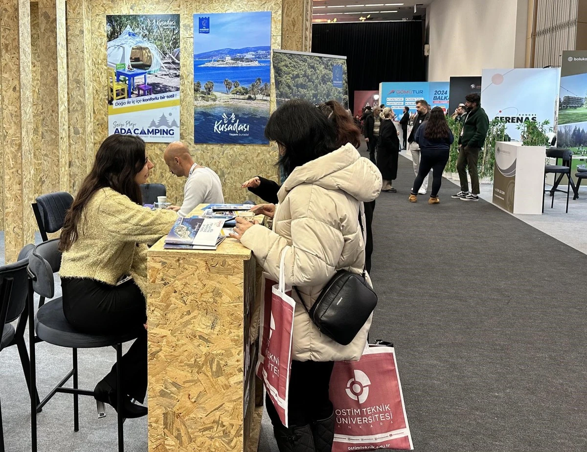 Başkent Ankara’da, Kuşadası’na yoğun ilgi
