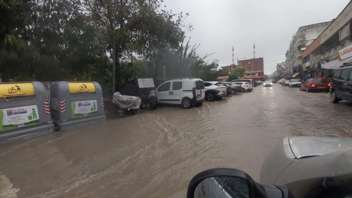 Didim&rsquo;de sağanak yağış ve fırtına etkili oldu