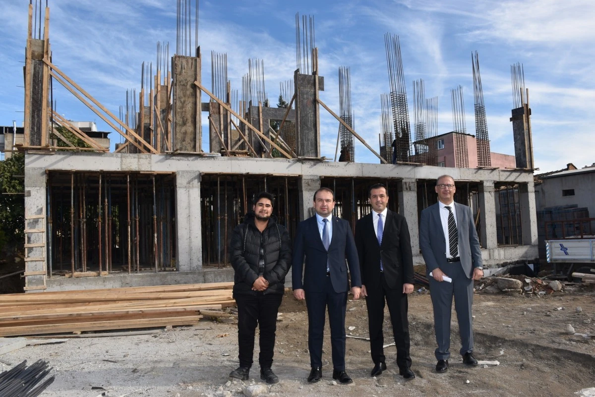 İl Sağlık Müdürü Şenkul, Umurlu’daki sağlık merkezlerinde incelemelerde bulundu