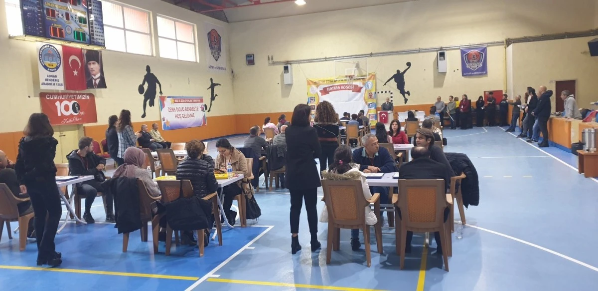 Öğretmenler en iyi hamlelerini kazanmak için yaptı