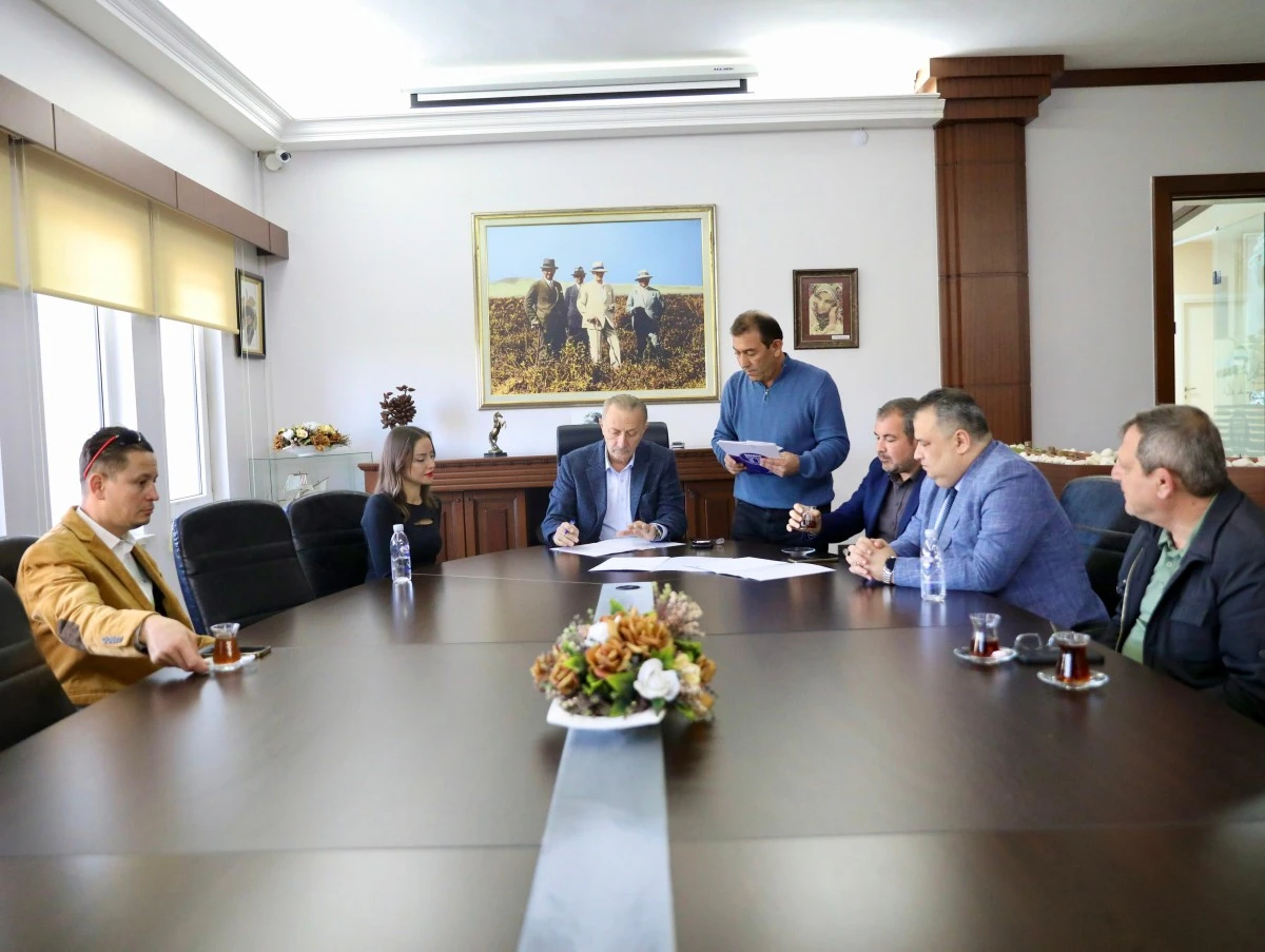 Didim Belediyesi Halk Kart desteği ile vatandaşların yanında