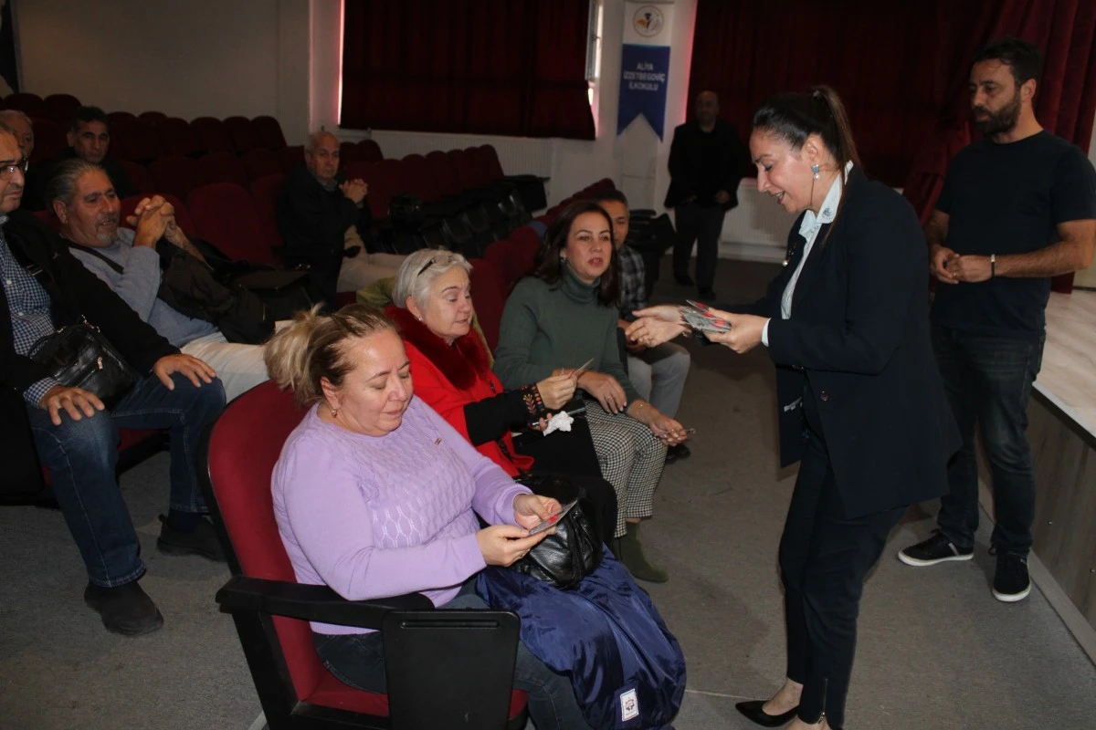 Depremzede öğretmenlere videolu sürpriz