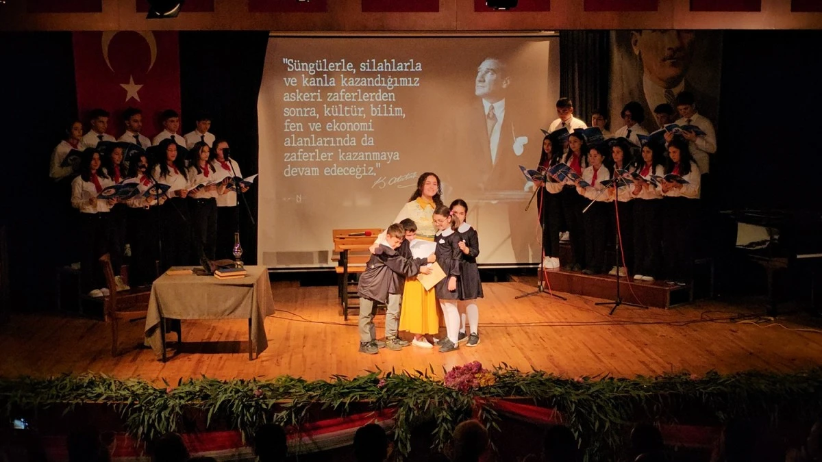 ‘Öğretmenler Günü’ Nazilli’de de coşkuyla kutlandı