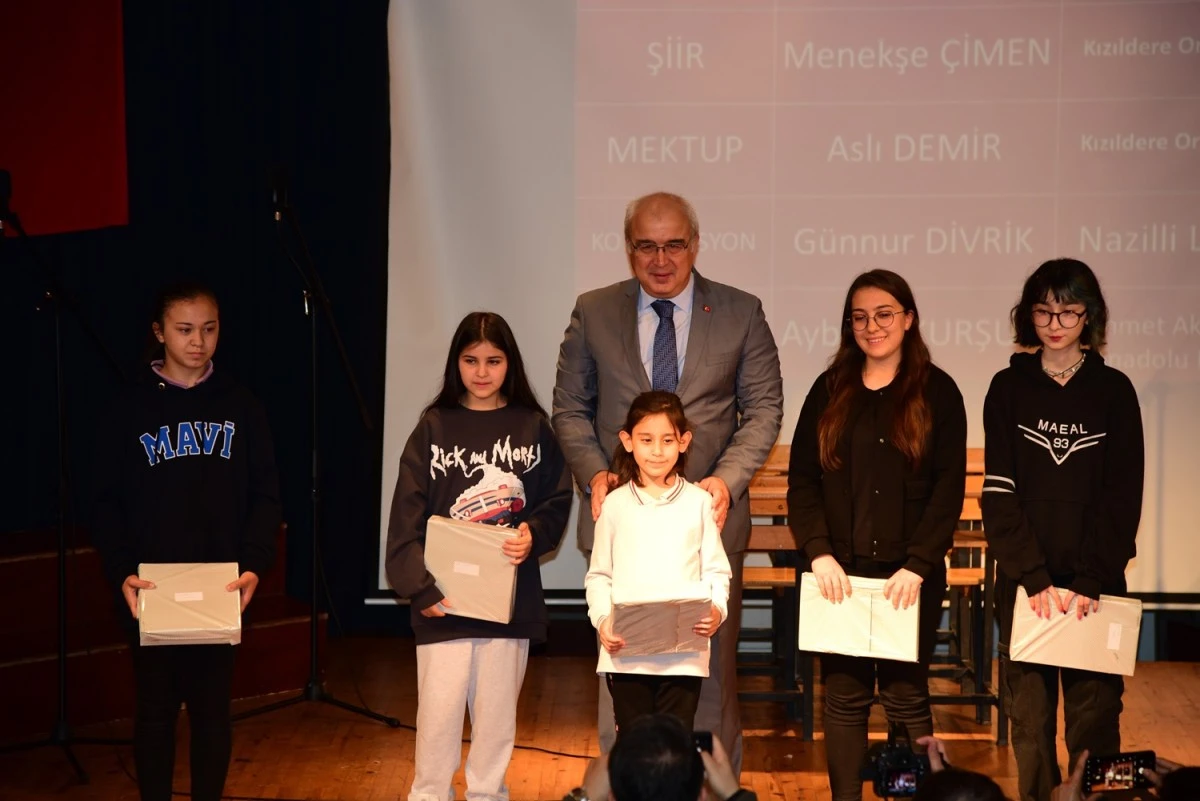 ‘Öğretmenler Günü’ Nazilli’de de coşkuyla kutlandı