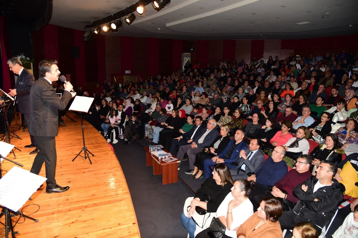 Öğretmenler Korosu'ndan muhteşem konser