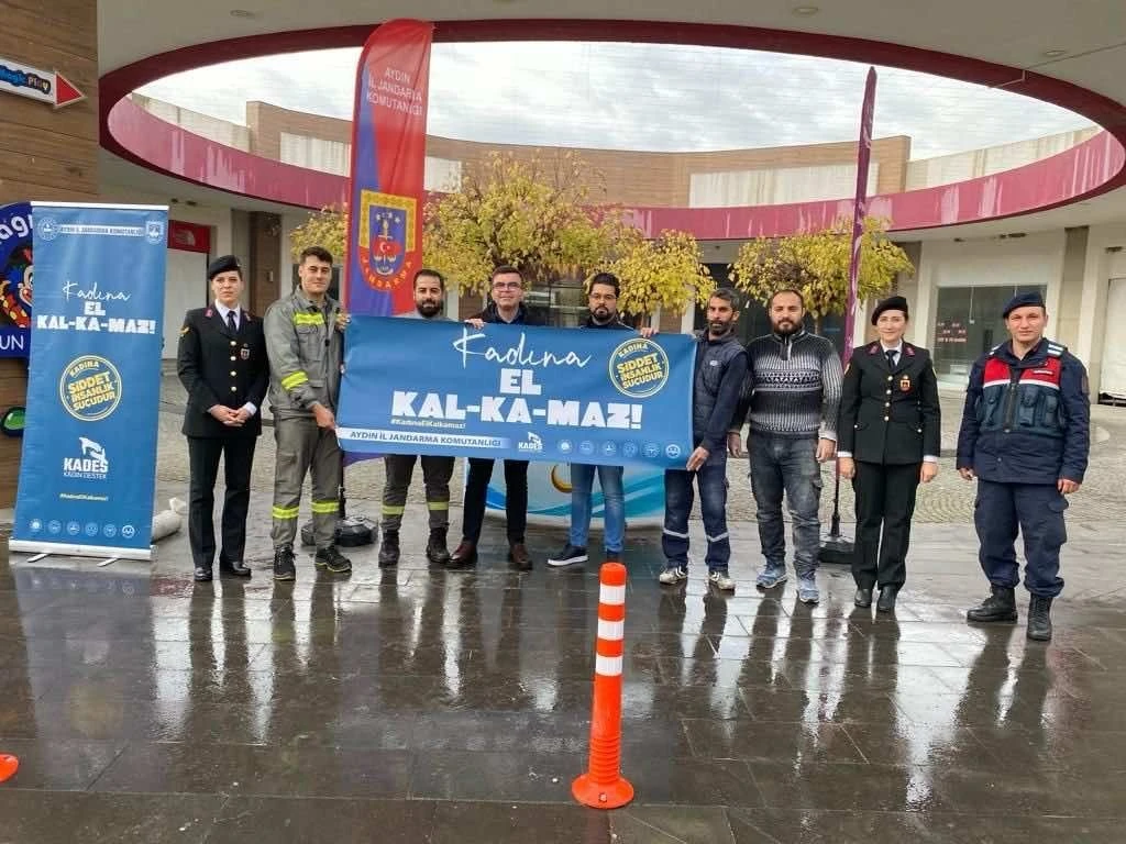 Jandarma ekipleri kadına karşı şiddete dikkat çekti