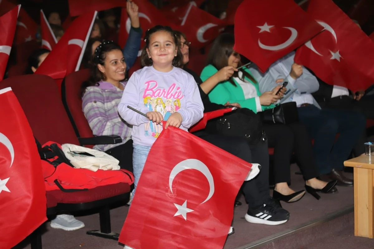 Çine, Atatürk'ü sevdiği türkülerle andı