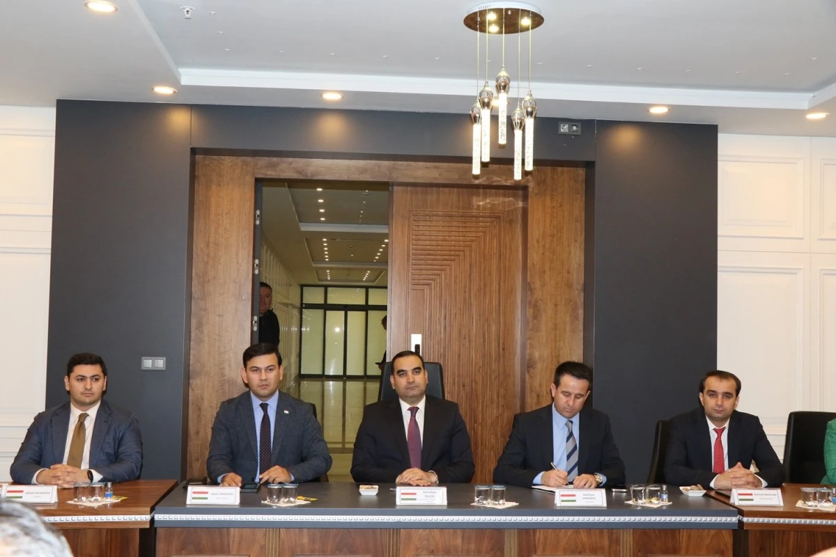 AYTO Başkanı Ülken, Tacikistan heyetini ağırladı