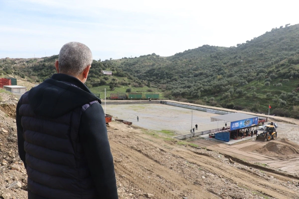 Koçarlı arenası deve güreşine hazır