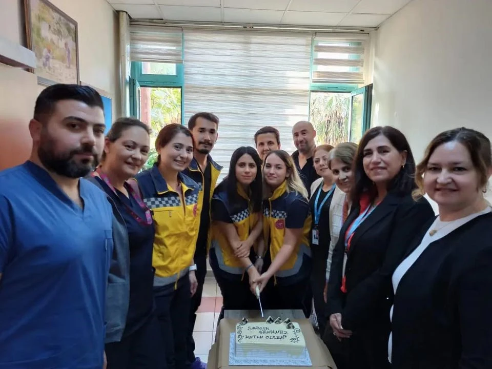 Aydın'da sağlıkçılardan 'Acil Sağlık Hizmetleri Haftası' kutlaması