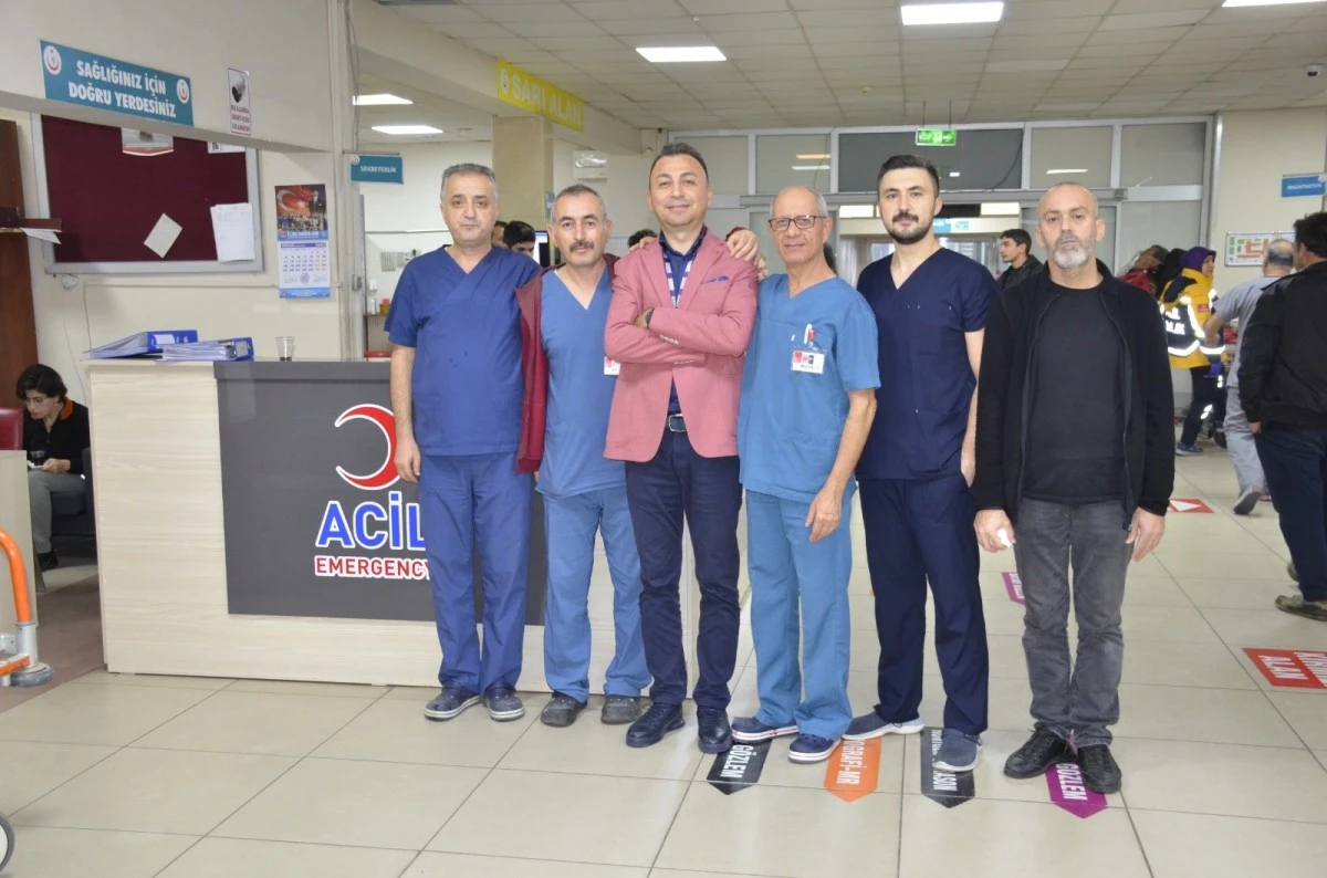 Aydın'da sağlıkçılardan 'Acil Sağlık Hizmetleri Haftası' kutlaması