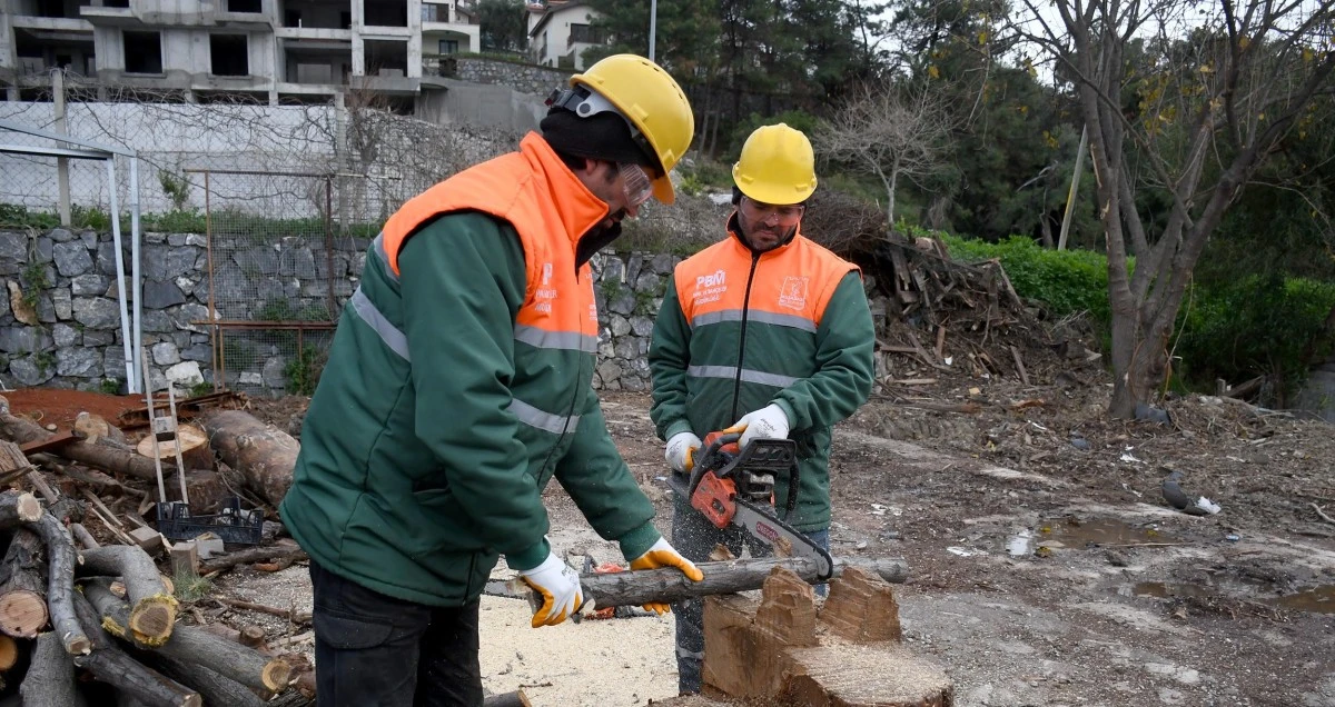 Kuşadası Belediyesi’nden vatandaşlara kış desteği