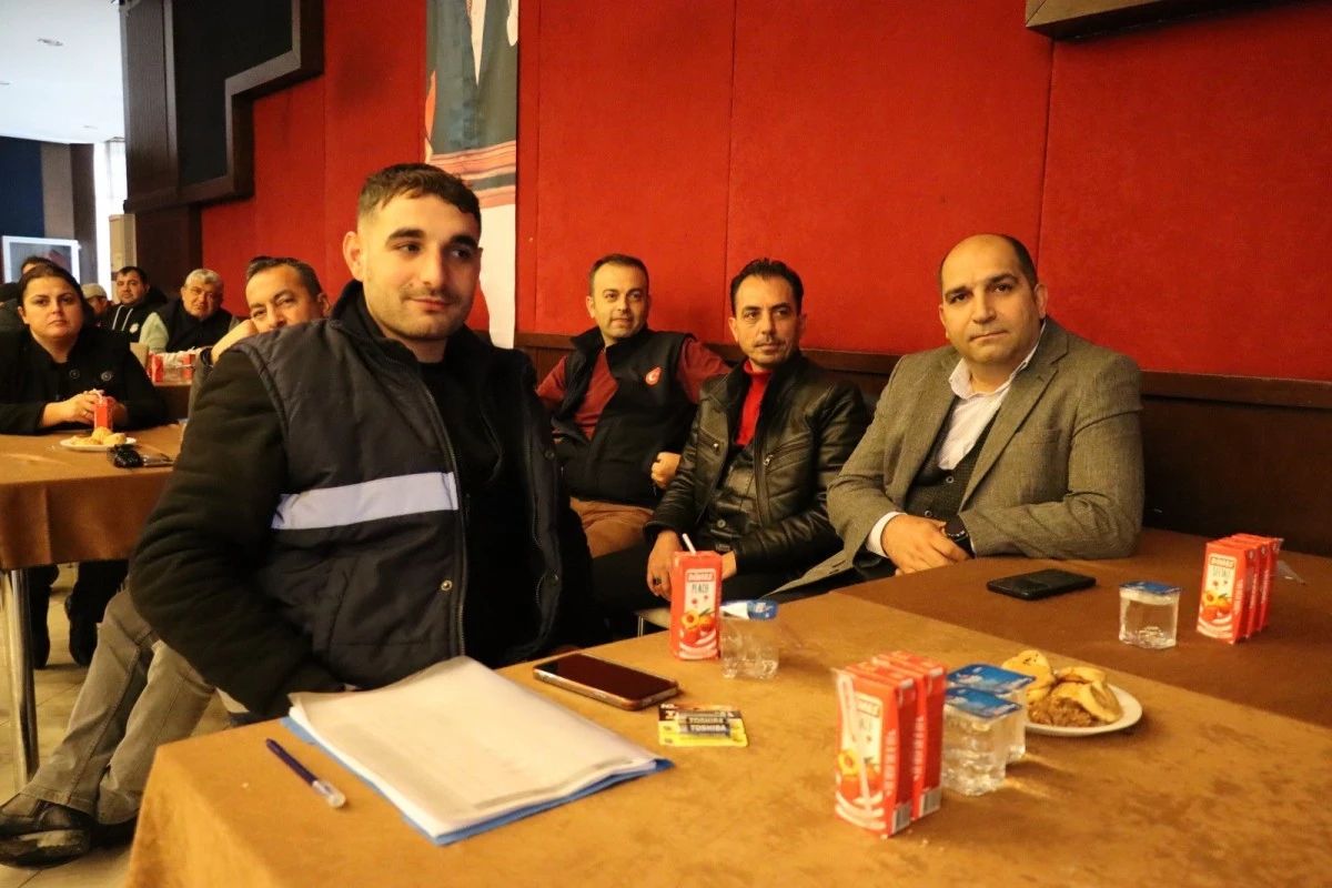 Nazilli Belediyesi Temizlik İşleri personeline iş sağlığı ve güvenliği eğitimi verildi