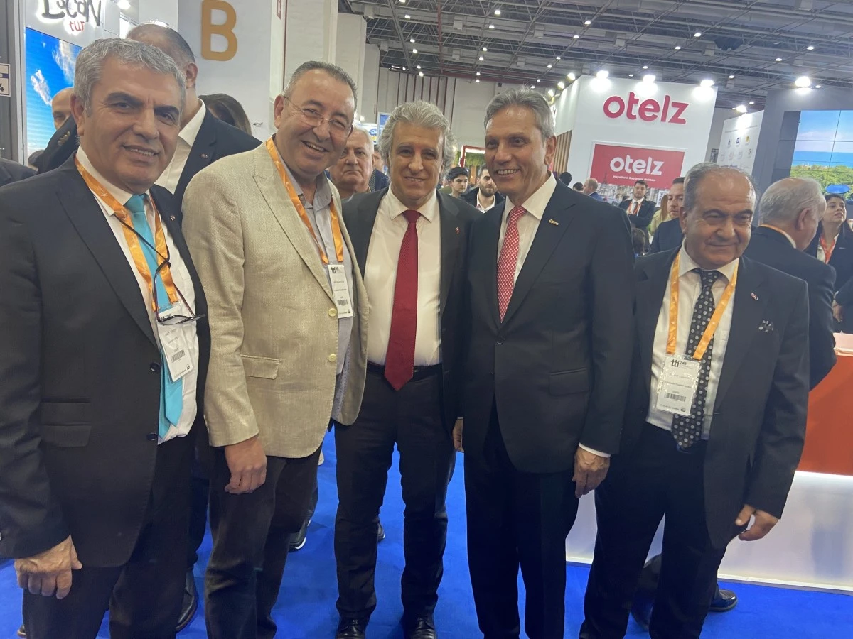 İzmir'deki fuarda Kuşadası rüzgarı esiyor