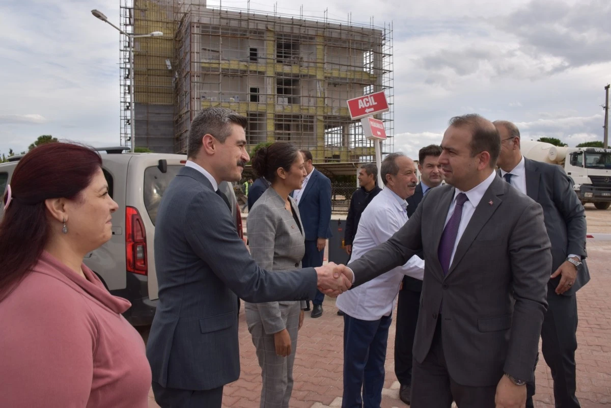 İl Sağlık Müdürü Şenkul Didim Devlet Hastanesi'nde incelemelerde bulundu