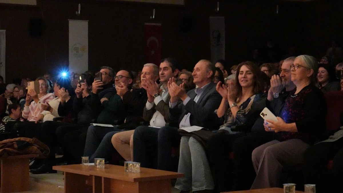 Didim’deki barış konseri ilgi gördü