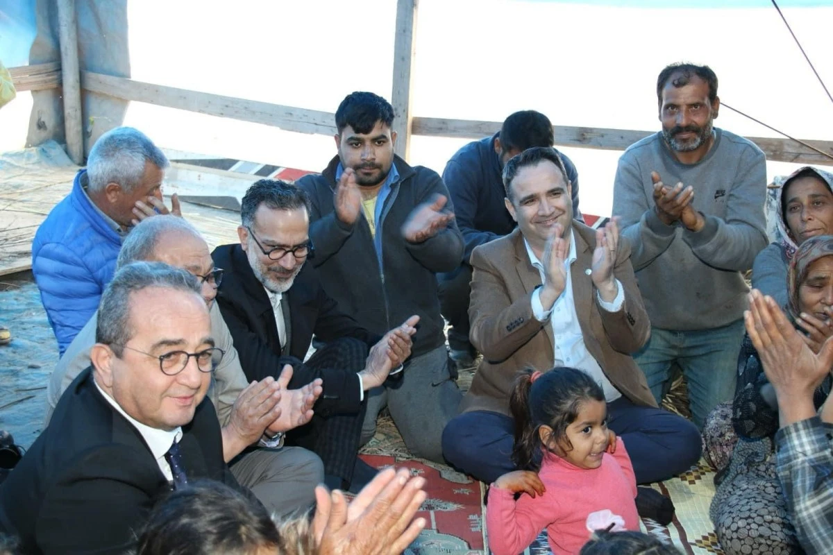 TEZCAN, AKKENTLİ’NİN SÖKE SEVDASINI ÇOK ÖNCEDEN GÖRMÜŞ